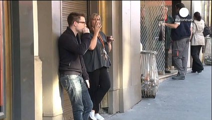 غرامة إلقاء أعقاب السجائر على الأرض في باريس ترتفع إلى68 يورو