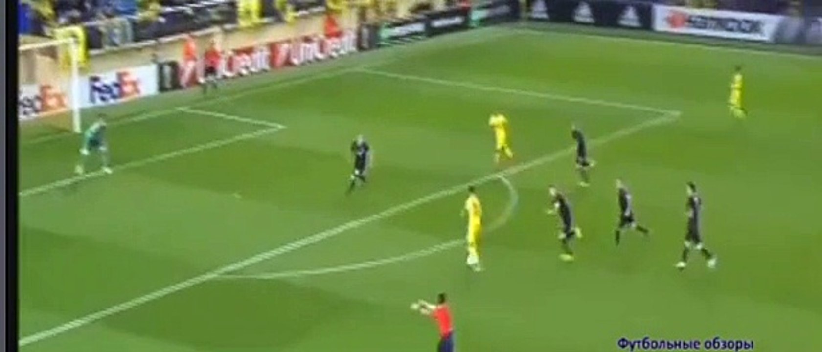 Goal Léo Baptistão 1-0 . Villarreal - Viktoria Plzeň . 01.10.2015