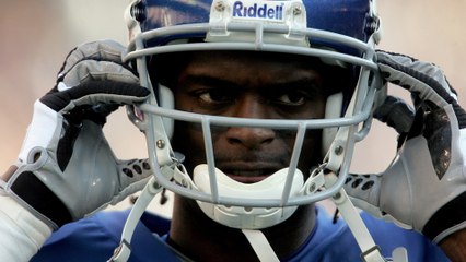 Descargar video: Plaxico Burress Says New Helmets Cause More Concussions In NFL