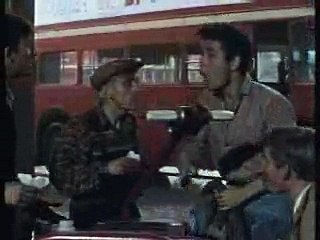 PRE/INT - Unit 02 Summer Holiday