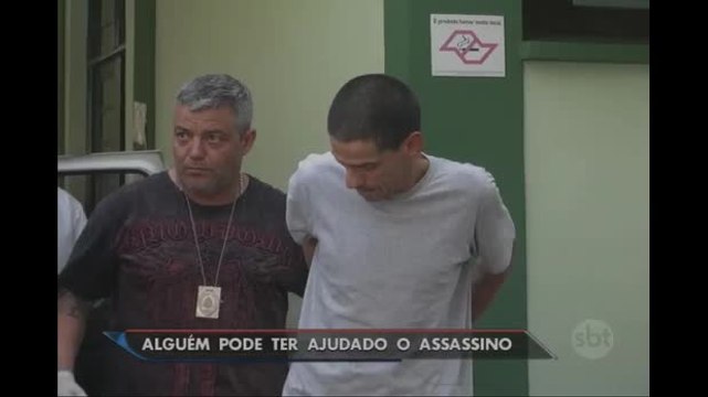 Pintor que matou pelo menos sete pessoas pode ter tido ajuda