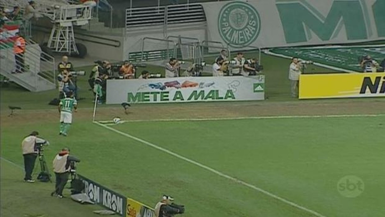 Palmeiras vence o Inter e garante vaga nas semifinais da Copa do Brasil