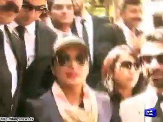 Daikhein Actress Meera ki model Ayaan ki tarah court myn amad