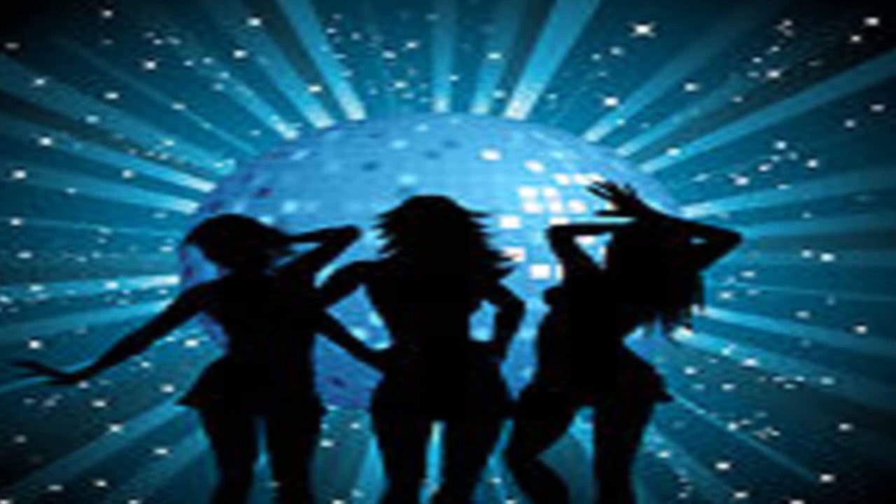 Nelly vs. Bee Gees - Stayin Hot  Remix DJ Julia RoMA 2915