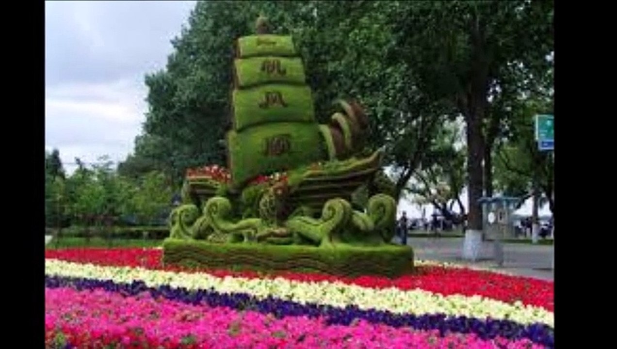 Amazing garden art