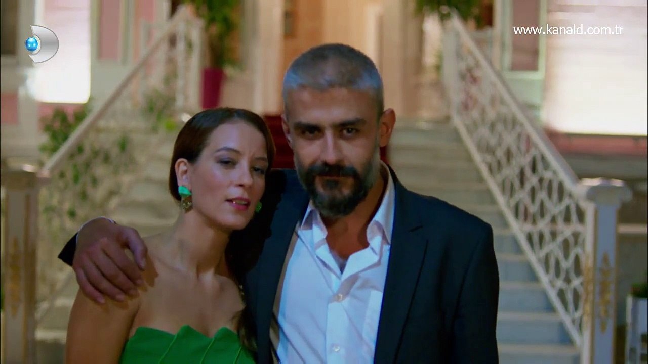 Poyraz Karayel 25. Bölüm - Ceyl'an Ertem & Can Güngör - Ah bu şarkıların gözü kör olsun