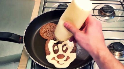 Mickey Mouselu Krep Nasıl Yapılır?