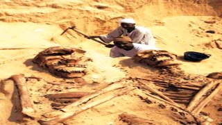Real Human Giants Skeletons Discovered Found In India Caught On Tape Camera HD