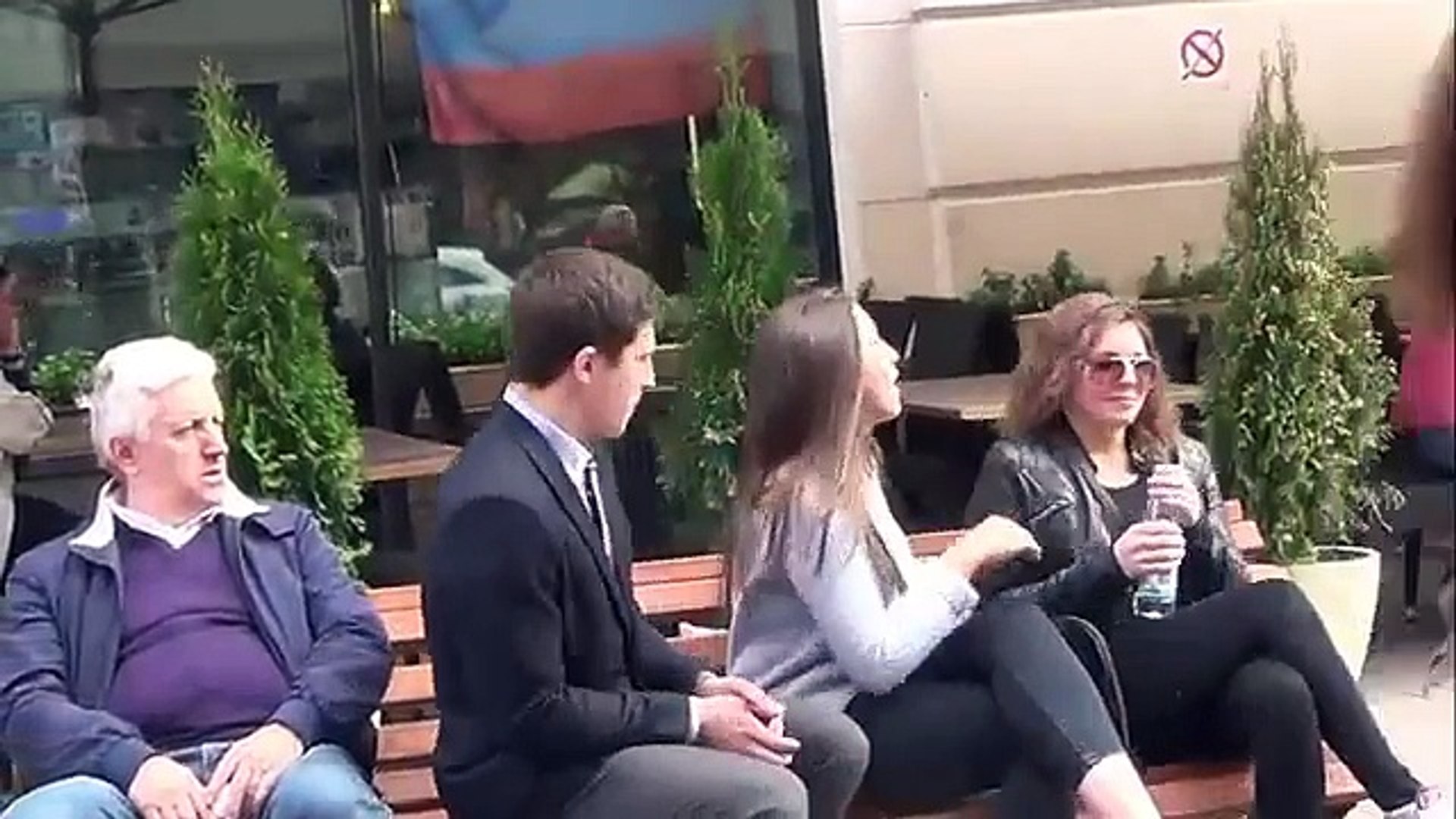 ⁣Неловкий поцелуй | Kiss PRANK