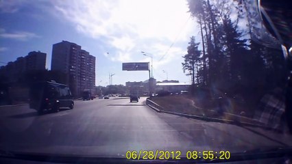 Je suis l'homme qui tombe à pic