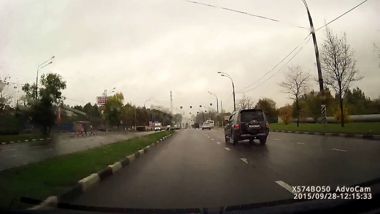 Hey, les copains, laissez moi une petite place pour moi.