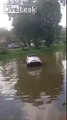 LiveLeak.com - Man pulled to safety from a Sinking Car