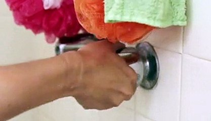 The Awkward Moment When You Forget Your Towel - Dailymotion