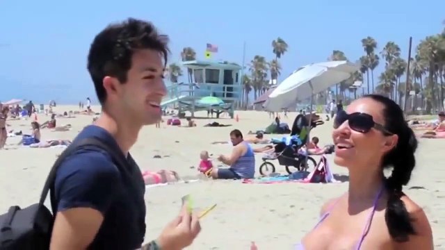 pegadinhas beijando mulheres super gatas Diverssos Beijos De Lingua Best Kissing Pranks Of