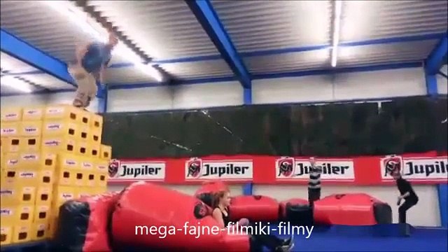 Śmieszne filmiki part.1 ! kompilacja wpadek mega śmieszne filmy wpadki 2015