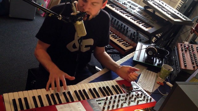 Daft Punk - Harder Better Faster Stronger (full talkbox cover)