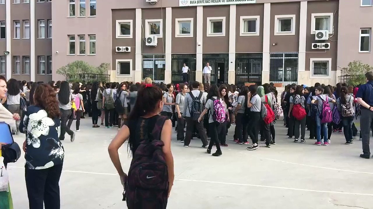 Nazlı'nın ilk gün okulu