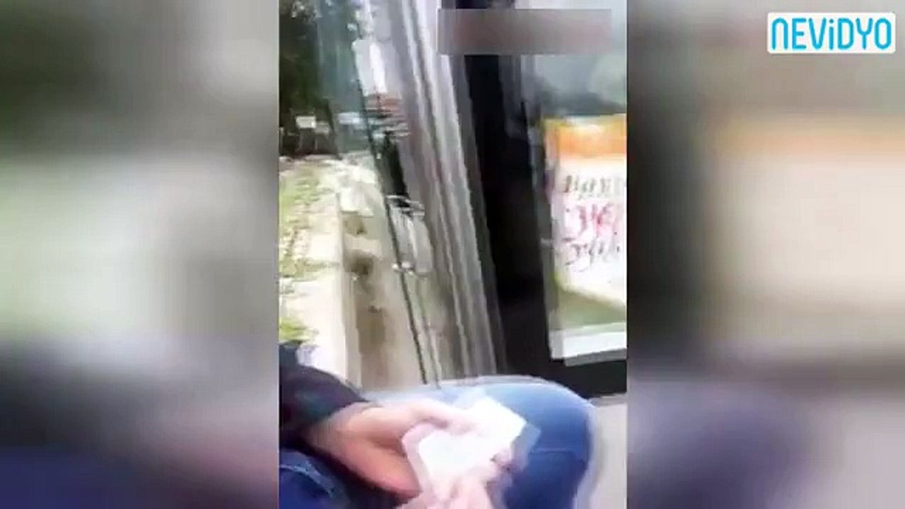 Trabzonlu genç İstanbul'da para dağıttı