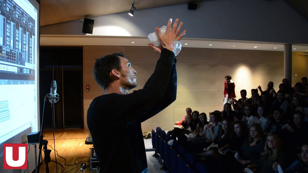 Atelier de bruitage cinéma lors du festival War on screen à Châlons