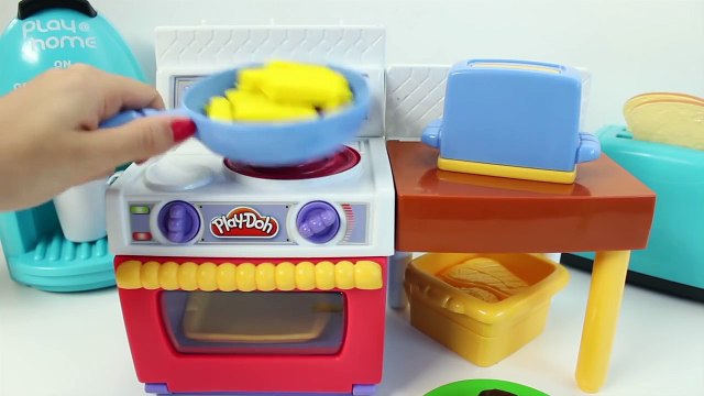 Play Doh Meal Makin Kitchen Playset Play Dough Mini Kitchen Chef Cocinita de Juguete Toy Videos