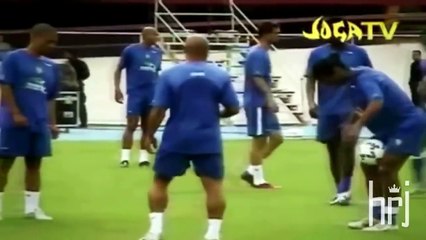 Ronaldinho ● Craziest Freestyle Skills Ever