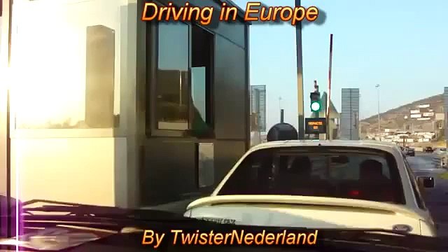 Avrupa'da trafik nasıl işler! Komik Videolar Komedi ve Eğlence izle (video) Komedi ve Eğlence izle (video)