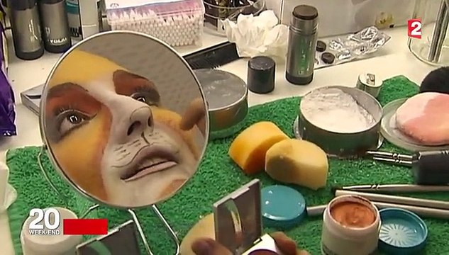 La comédie musicale Cats fait ronronner le théâtre Mogador