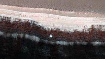 Orbiter Spots Carbon Dioxide Avalanche On Mars