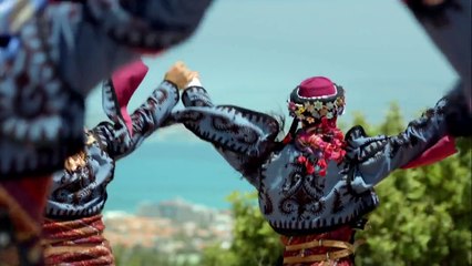 Ak Parti Millet geliyor Reklamı