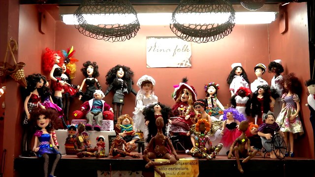 Cultura Latina – Public Art and Doll Collections