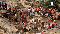 Guatemala: disperati soccorsi a El Cambray, investita da una bomba di fango