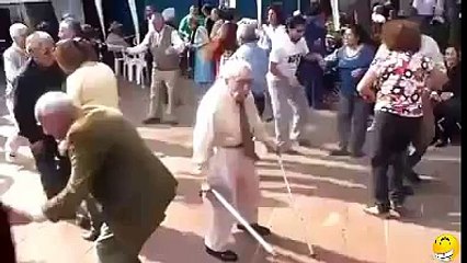 Dance like no one is watching you full fun-videosmunch