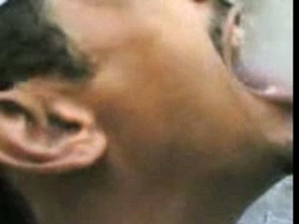 Fume par les oreilles