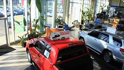 London, ON - 2014 Honda Ridgeline Vs. Toyota Tacoma | Toyota Dealer