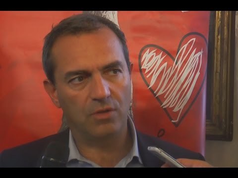 Napoli - Raccolta porta a porta nel centro storico, de Magistris: Grande sfida (02.10.15)