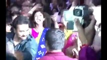 Shilpa Shetty Dances CRAZY at Ganesh Visarjan 2015