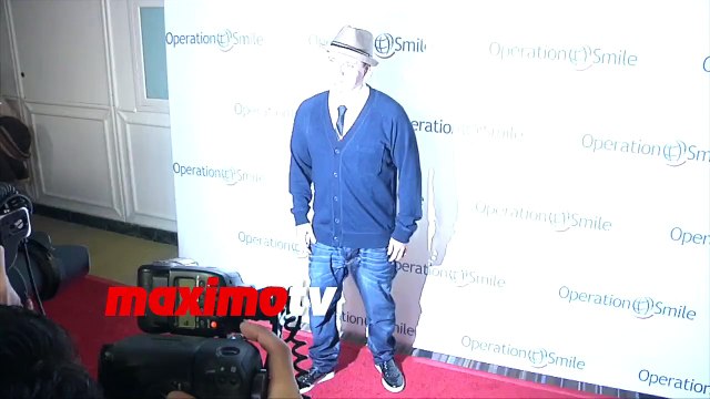 Mix Master Mike & Dianne Copeland Smile Gala 2015 Red Carpet Arrivals