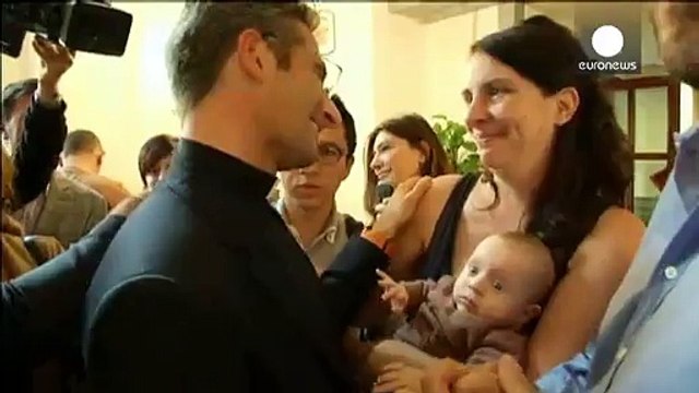 Eşcinsel olduğunu açıklayan Polonyalı rahip Vatikan'daki görevlerinden alındı