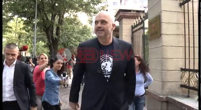 Kryeministri Rama 90 minuta në zyrën e Ilir Metës, asnjë deklaratë- Ora News- Lajmi i fundit-