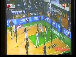 Afrobasket : L'ambiance chez Aya Traoré après la victoire des Lionnes