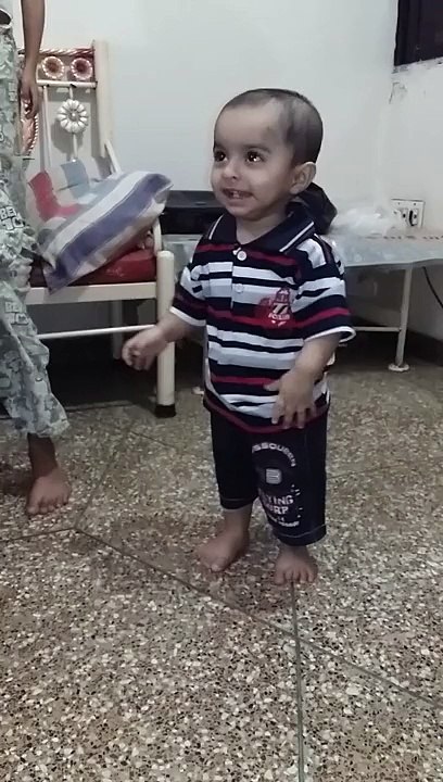 Anannt Tarani (This a BD Gift of a Son Anannt Tarani for his Father Naeem Tarani on 24/09/2015 by doing Dance on Age of Eleven month & ten days)