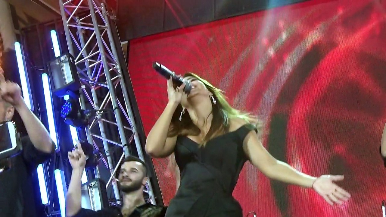 Ани Лорак - Для тебя,  Обними меня сильней,Корабли и Оранжевые сны