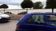اخر غريبة : مواطن يقود سيارته في الاتجاه المعاكس للطريق السريع بالمرسى