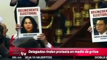 Delegados rinden protesta en medio de gritos / Vianey Esquinca