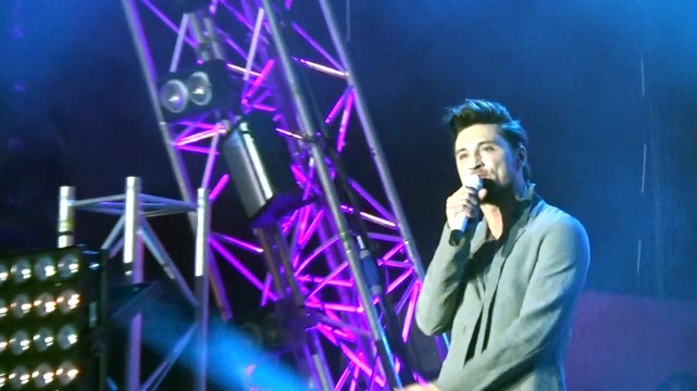 Дима Билан и Академия S.T.A.R.S. - Не Молчи