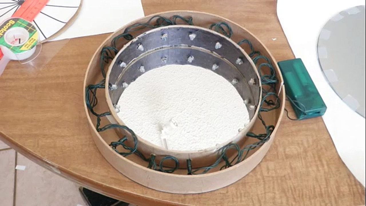 Infinity Mirror Illusion!