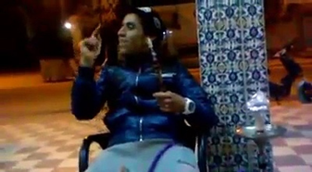أتحداك أن تمسك دموعك هههه ... إثر زواجه بفتاة ف...