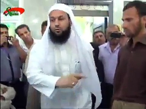 قرآن پاک کا معجزہ تو دیکھیں، دم کرنے سے ایک گونگا بولنے لگا۔ سبحان اللہ