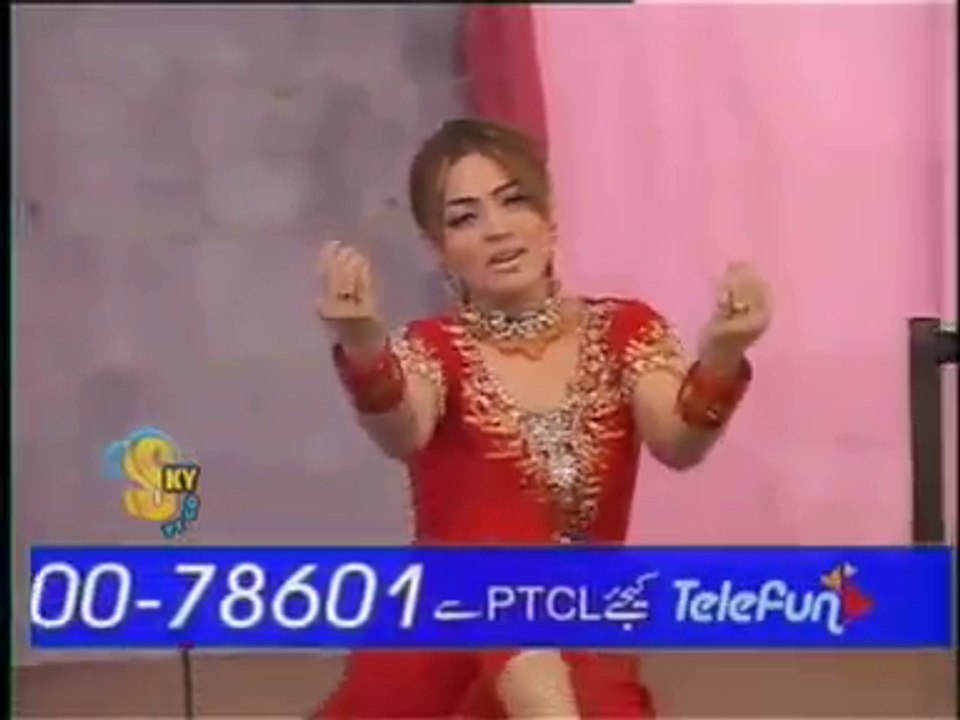 MUJRA SUNO LAL-Husan Mukhrey Toon La key Naqab Aa gaya