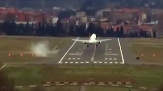 Bilbao - Scary landing attempt in Loiu Airport 13/02